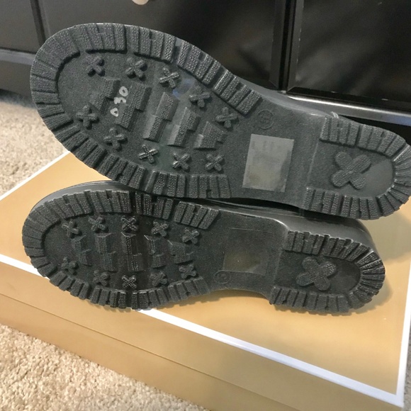 Michael Kors Rainboots - Picture 5 of 5